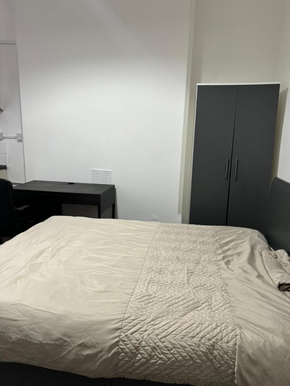 Nice Ensuite Near Cricket Ground 诺丁汉 外观 照片